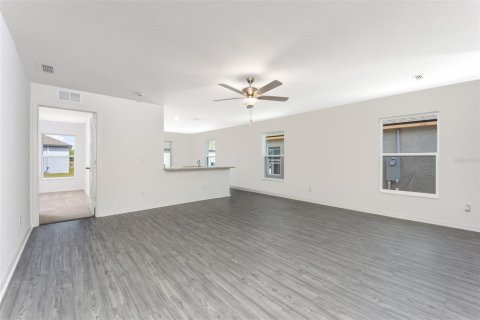House in Lake Alfred, Florida 3 bedrooms, 114.36 sq.m. № 1616740 - photo 9