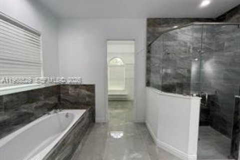 Villa ou maison à vendre à Port St. Lucie, Floride: 4 chambres, 233.74 m2 № 2030451 - photo 18