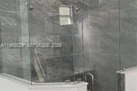 Villa ou maison à vendre à Port St. Lucie, Floride: 4 chambres, 233.74 m2 № 2030451 - photo 14