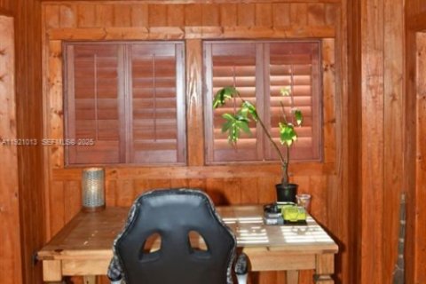 Villa ou maison à louer à Miami, Floride: 4 chambres, 162.86 m2 № 1982499 - photo 9