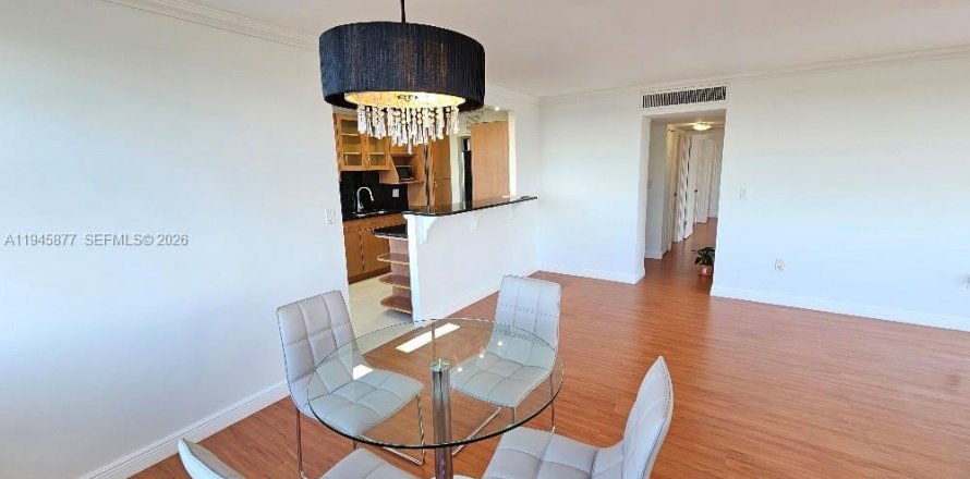 Condo à Miami, Floride, 2 chambres  № 2002151