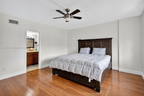 Купить кондоминиум в Норт-Майами-Бич, Флорида 2 спальни, 138.89м2, № 1977064 - фото 16