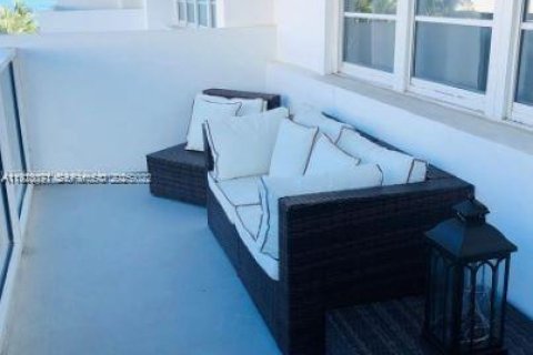 Copropriété à louer à Miami Beach, Floride: 1 chambre, 81.75 m2 № 1976794 - photo 9