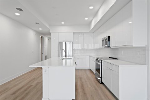 Copropriété à vendre à Madeira Beach, Floride: 3 chambres, 169.64 m2 № 1787635 - photo 21