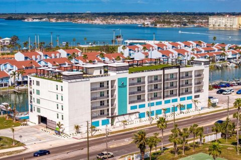 Copropriété à vendre à Madeira Beach, Floride: 3 chambres, 169.64 m2 № 1787635 - photo 2