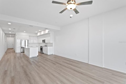 Copropriété à vendre à Madeira Beach, Floride: 3 chambres, 169.64 m2 № 1787635 - photo 19