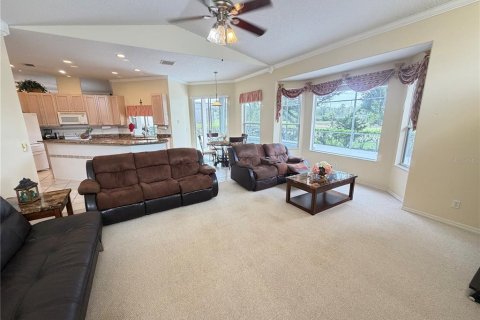 House in Orlando, Florida 4 bedrooms, 255.02 sq.m. № 2215918 - photo 30