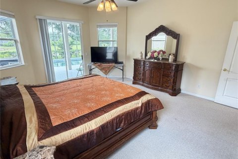 House in Orlando, Florida 4 bedrooms, 255.02 sq.m. № 2215918 - photo 23