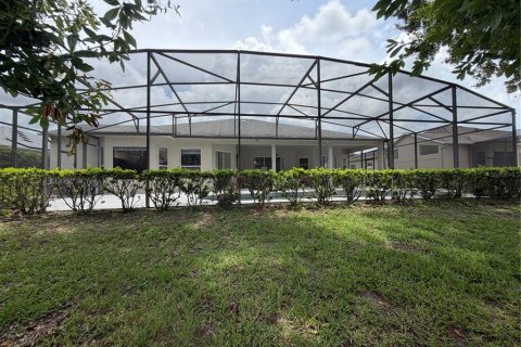 House in Orlando, Florida 4 bedrooms, 255.02 sq.m. № 2215918 - photo 5