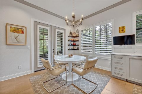 House in Winter Park, Florida 3 bedrooms, 319.58 sq.m. № 1772882 - photo 13