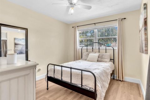 House in Pembroke Pines, Florida 4 bedrooms, 167.97 sq.m. № 2086902 - photo 30