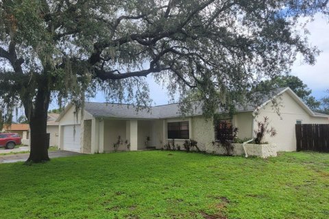 Casa en alquiler en New Port Richey, Florida, 4 dormitorios, 151.43 m2 № 1894919 - foto 2
