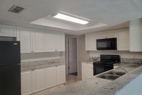 Casa en alquiler en New Port Richey, Florida, 4 dormitorios, 151.43 m2 № 1894919 - foto 13
