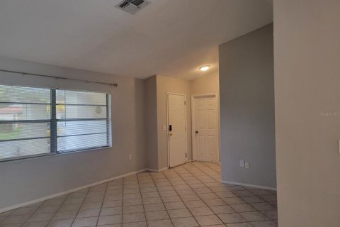 Casa en alquiler en New Port Richey, Florida, 4 dormitorios, 151.43 m2 № 1894919 - foto 6