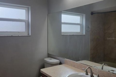 Casa en alquiler en New Port Richey, Florida, 4 dormitorios, 151.43 m2 № 1894919 - foto 30
