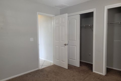 Casa en alquiler en New Port Richey, Florida, 4 dormitorios, 151.43 m2 № 1894919 - foto 29