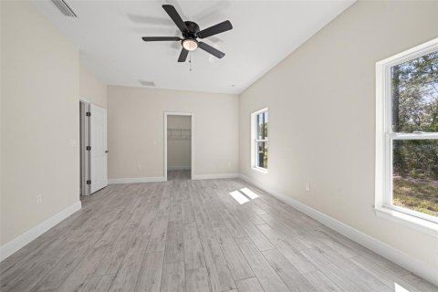Casa en venta en Brooksville, Florida, 4 dormitorios, 197.42 m2 № 1903687 - foto 16