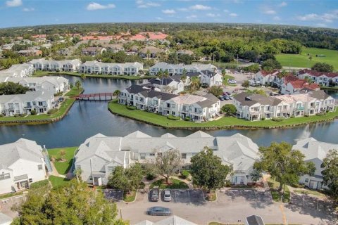 Condo in Orlando, Florida, 2 bedrooms  № 2222002 - photo 30