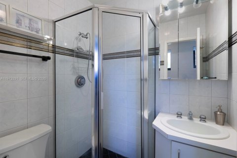 Купить виллу или дом в Майами, Флорида 3 спальни, 175.4м2, № 2155070 - фото 19