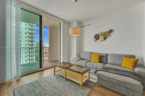 Condo in Hallandale Beach, Florida, 2 bedrooms  № 2186013 - photo 5