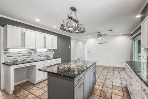 House in Ocala, Florida 3 bedrooms, 135.27 sq.m. № 1885905 - photo 6