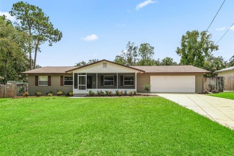 House in Ocala, Florida 3 bedrooms, 135.27 sq.m. № 1885905 - photo 3