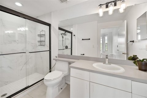 Copropriété à vendre à Orlando, Floride: 2 chambres, 107.67 m2 № 2142484 - photo 14
