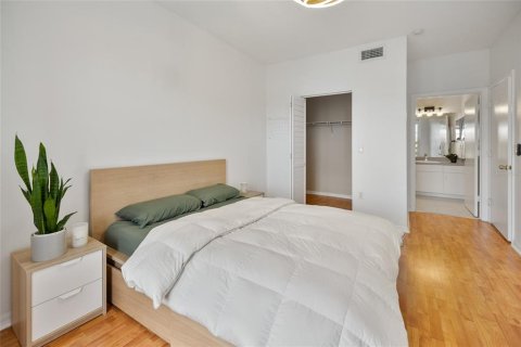 Copropriété à vendre à Orlando, Floride: 2 chambres, 107.67 m2 № 2142484 - photo 12