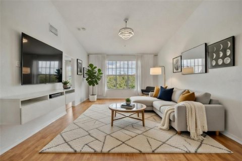 Copropriété à vendre à Orlando, Floride: 2 chambres, 107.67 m2 № 2142484 - photo 8
