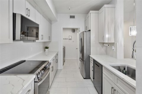 Copropriété à vendre à Orlando, Floride: 2 chambres, 107.67 m2 № 2142484 - photo 5