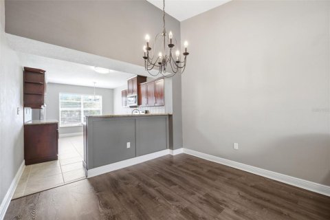 Condo in New Port Richey, Florida, 2 bedrooms № 2157096 - photo 6