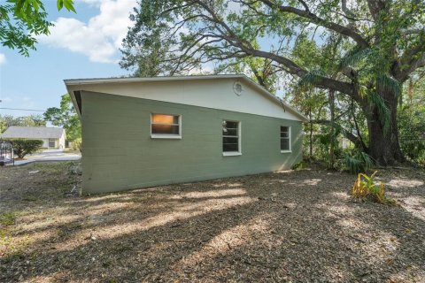 House in Tampa, Florida 3 bedrooms, 96.25 sq.m. № 1722220 - photo 23