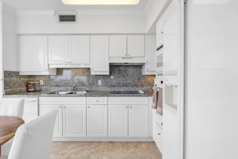 Copropriété à louer à Miami Beach, Floride: 1 chambre, 102.19 m2 № 1941667 - photo 14