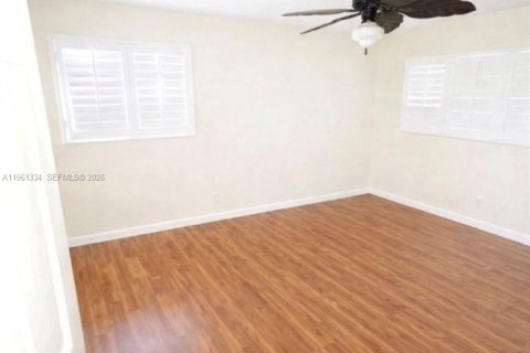Condominio en venta en Tamarac, Florida, 2 dormitorios, 76.83 m2 № 2023217 - foto 15