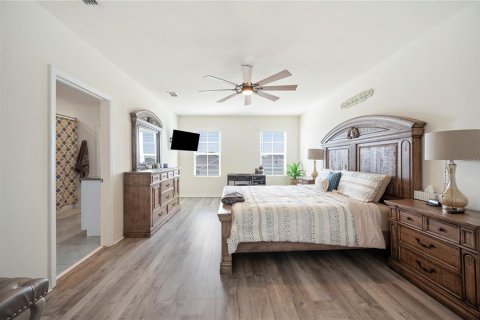 House in Lakeland, Florida 5 bedrooms, 243.03 sq.m. № 1835114 - photo 20