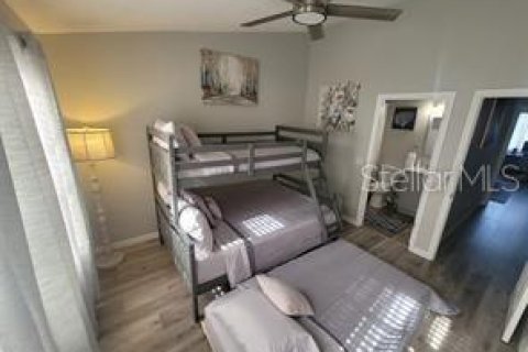 Townhouse in Bradenton, Florida 2 bedrooms, 107.02 sq.m. № 2213968 - photo 11