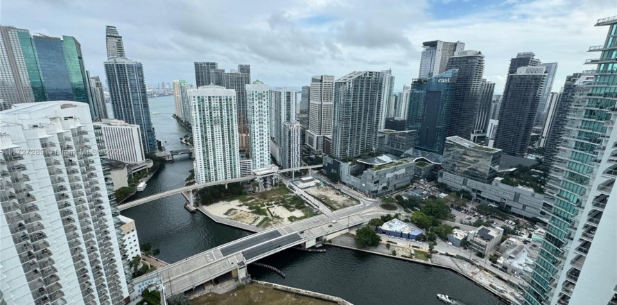 Condo à Miami, Floride, 3 chambres № 1957893