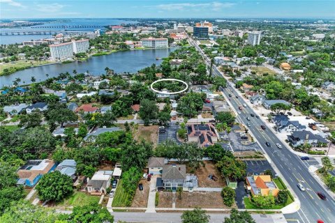House in Bradenton, Florida 3 bedrooms, 143.81 sq.m. № 2226285 - photo 4