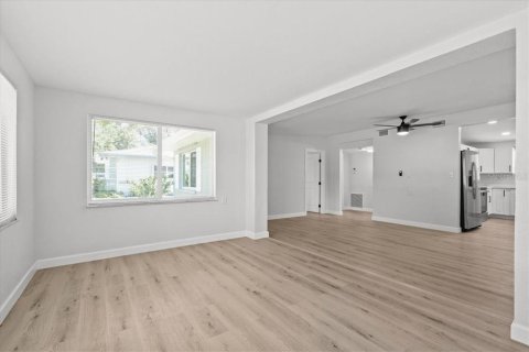 Casa en alquiler en Punta Gorda, Florida, 2 dormitorios, 115.2 m2 № 1872826 - foto 4