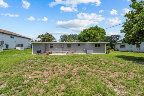 Casa en alquiler en Punta Gorda, Florida, 2 dormitorios, 115.2 m2 № 1872826 - foto 23