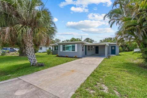 Casa en alquiler en Punta Gorda, Florida, 2 dormitorios, 115.2 m2 № 1872826 - foto 1