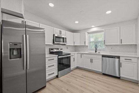 Casa en alquiler en Punta Gorda, Florida, 2 dormitorios, 115.2 m2 № 1872826 - foto 10