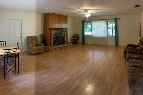 Villa ou maison à louer à Gainesville, Floride: 3 chambres, 125.98 m2 № 1870656 - photo 9
