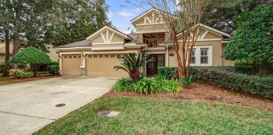 House in Fernandina Beach, Florida 4 bedrooms, 248.89 sq.m. № 848740
