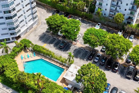 Apartment in Miami Beach, Florida 2 bedrooms, 87.33 sq.m. № 1923303 - photo 26