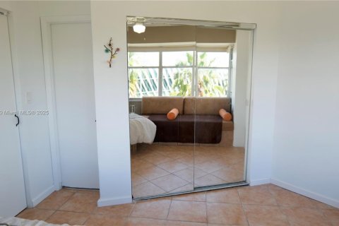 Apartment in Miami Beach, Florida 2 bedrooms, 87.33 sq.m. № 1923303 - photo 9
