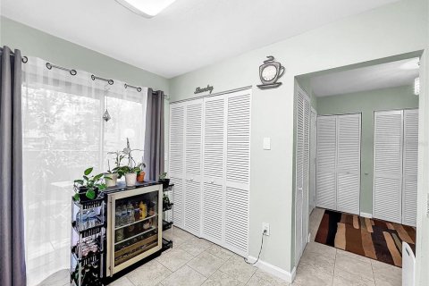 House in Palm Harbor, Florida 2 bedrooms, 104.05 sq.m. № 1439378 - photo 4