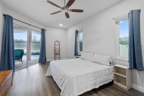 House in Orlando, Florida 5 bedrooms, 250 sq.m. № 1835242 - photo 11