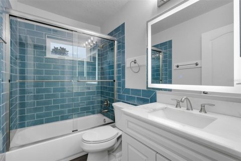House in Orlando, Florida 5 bedrooms, 250 sq.m. № 1835242 - photo 20