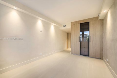 Купить кондоминиум в Майами-Бич, Флорида 3 спальни, 109.62м2, № 2057586 - фото 14